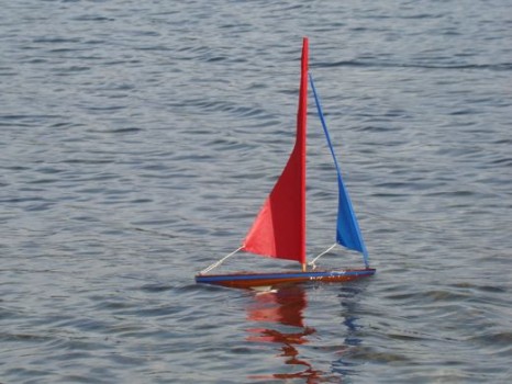 little-boat-b1